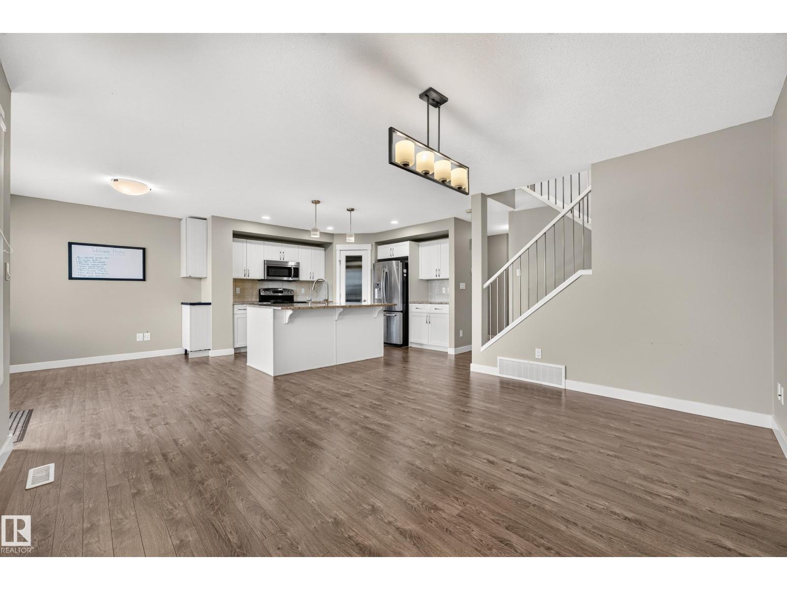 186 REED PL - 26