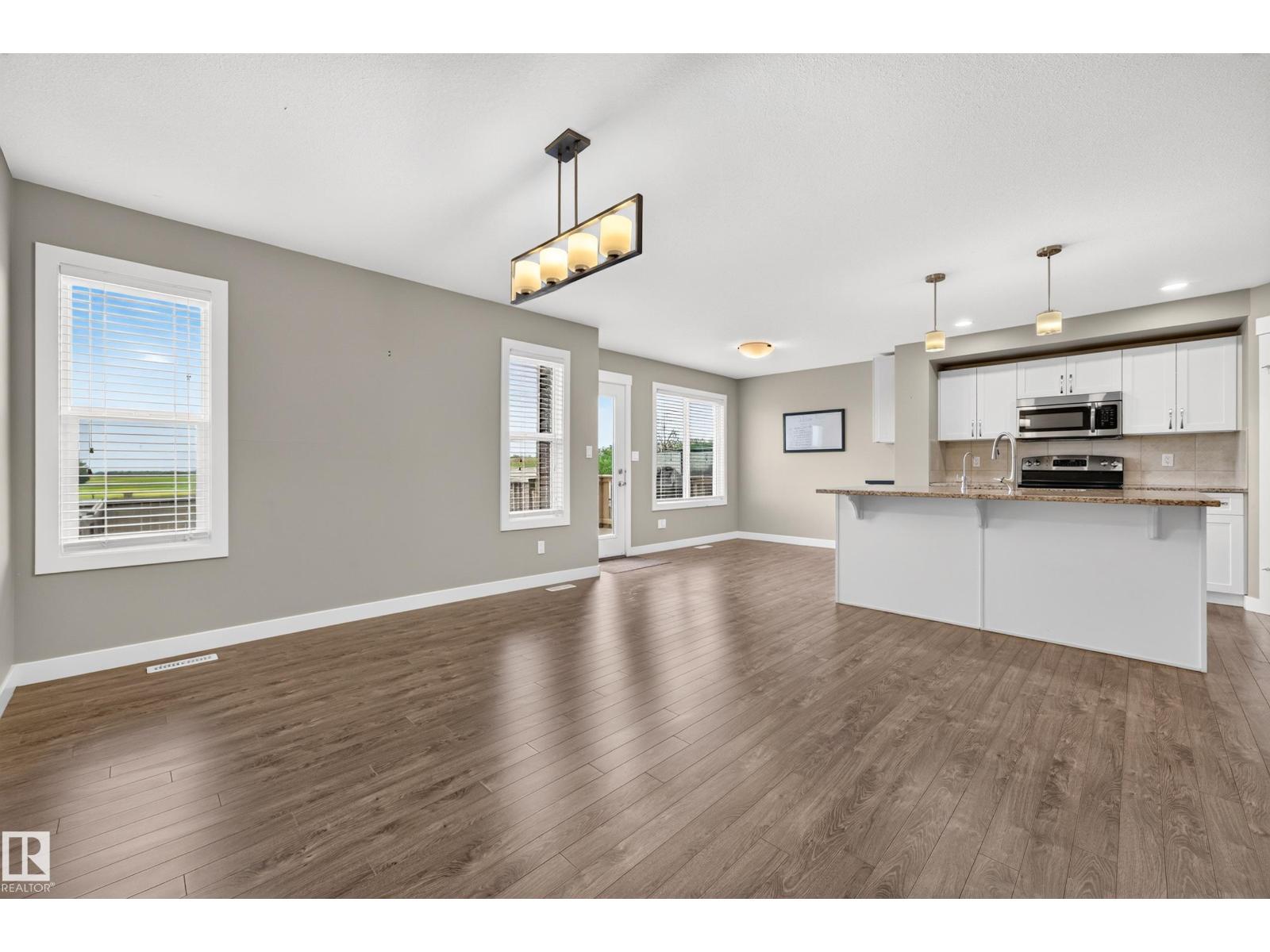 186 REED PL - 19
