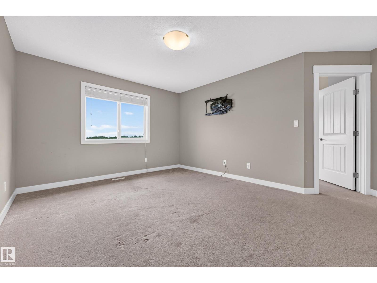 186 REED PL - 37
