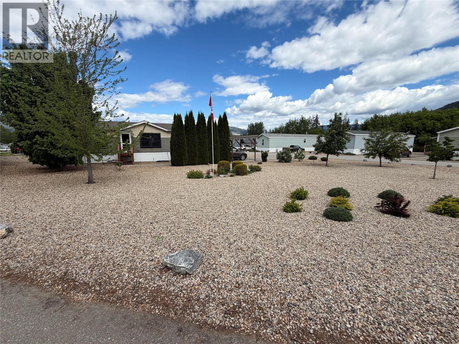 #24 4811 10A Avenue NE - 24