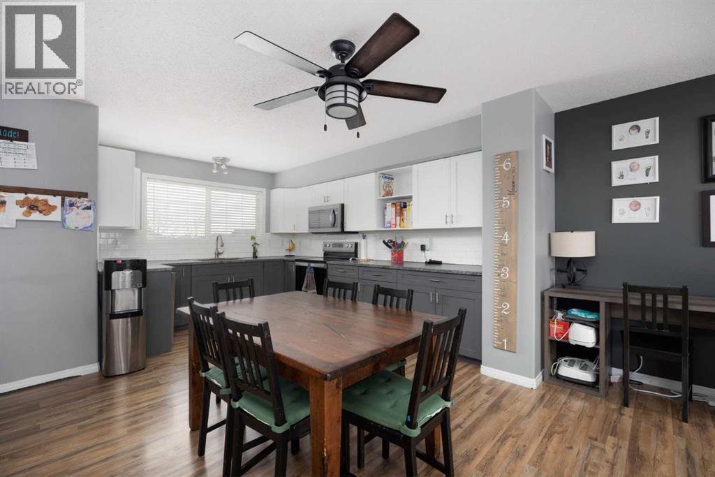 #7 220 Swanson Crescent - 17