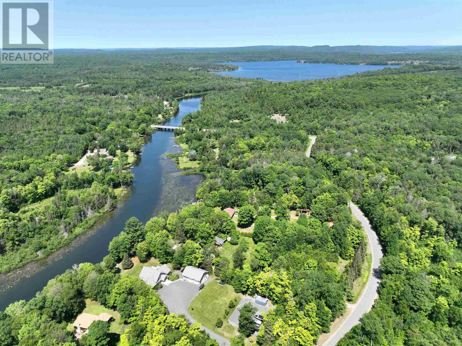 11 River DR - 48