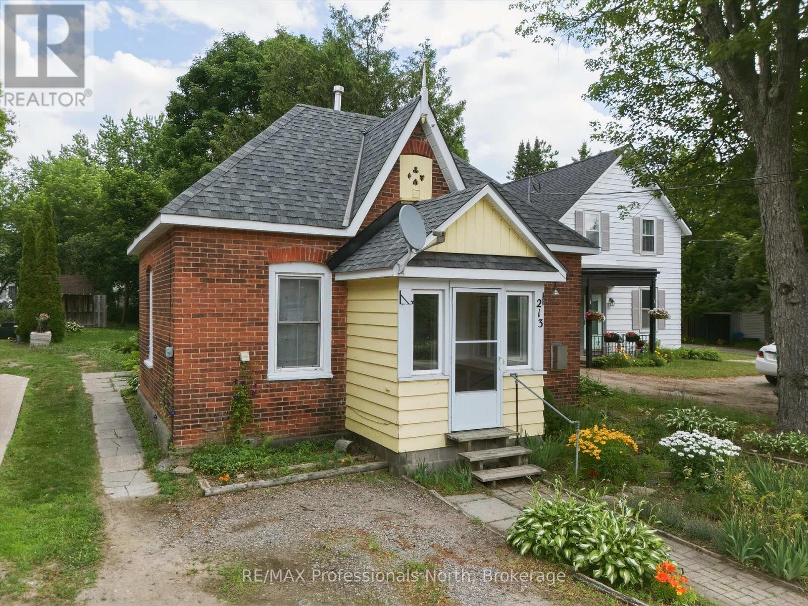 213 JAMES STREET - 1