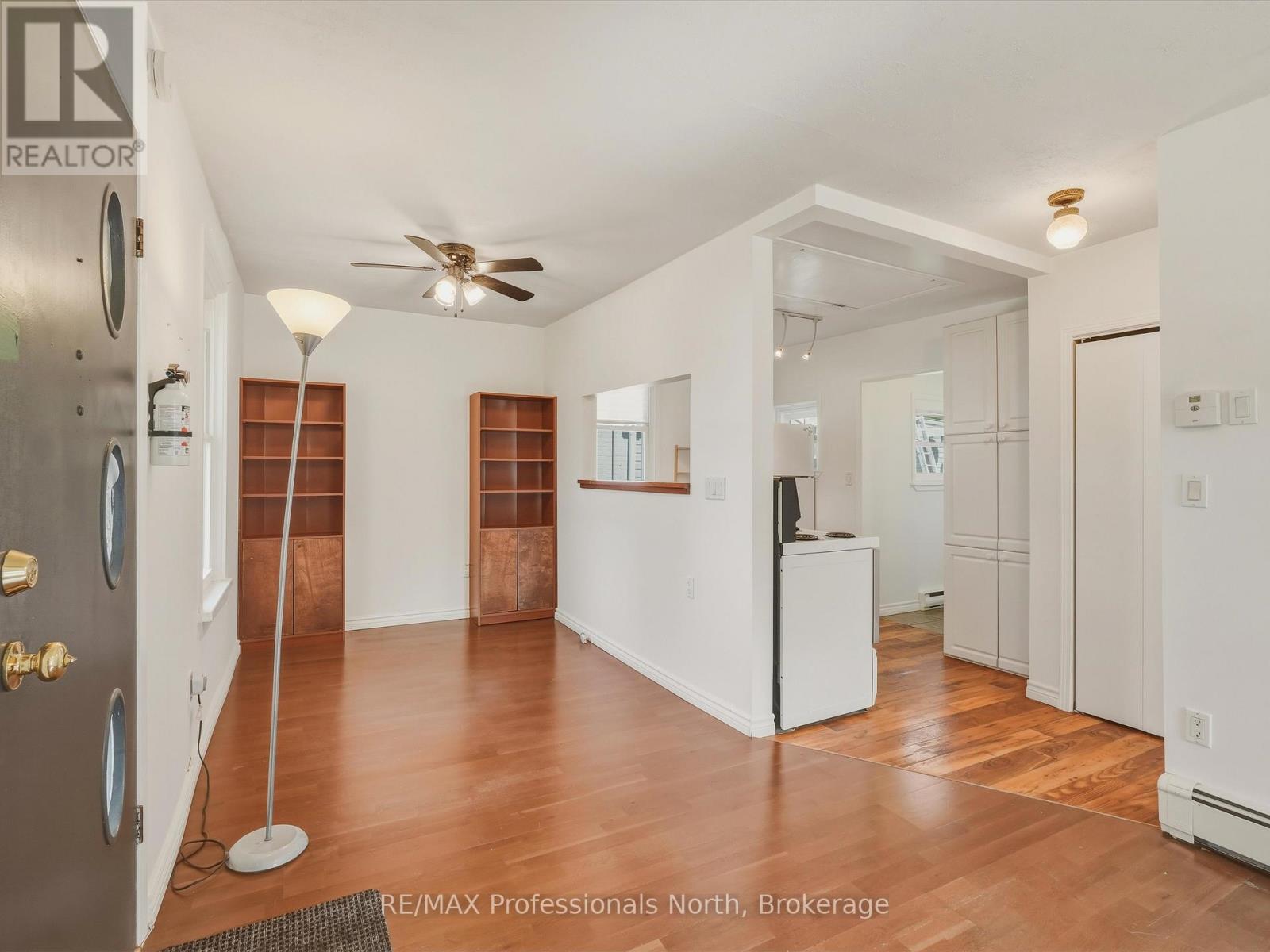213 JAMES STREET - 10
