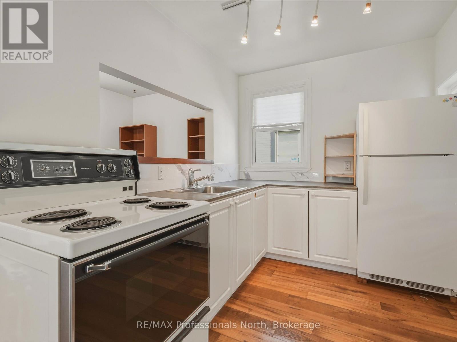 213 JAMES STREET - 12