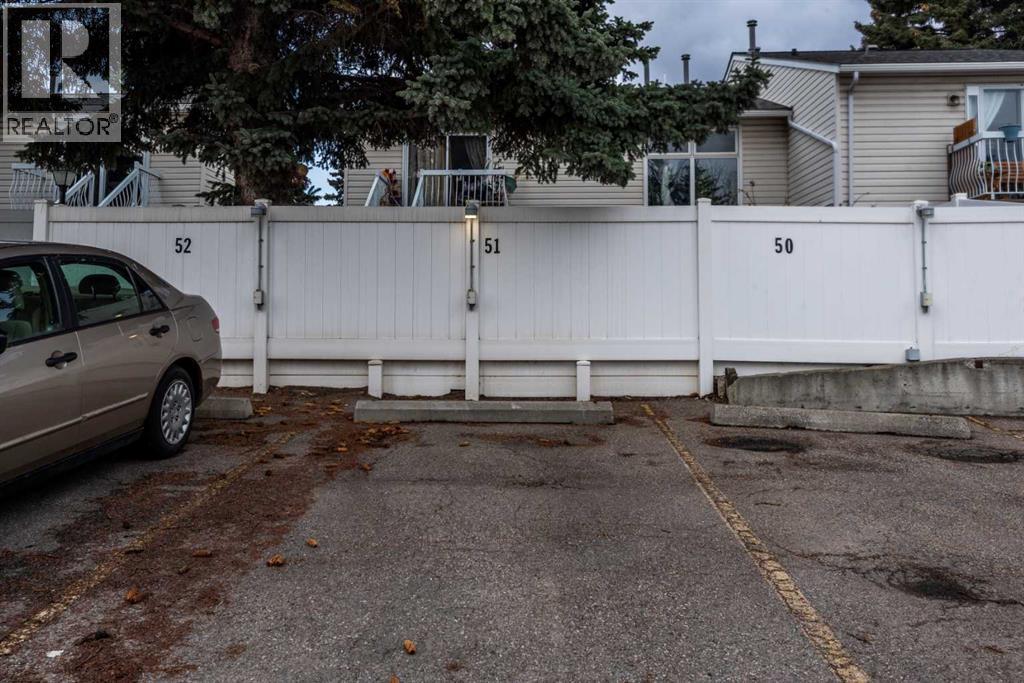 11452 8 Street SW - 30