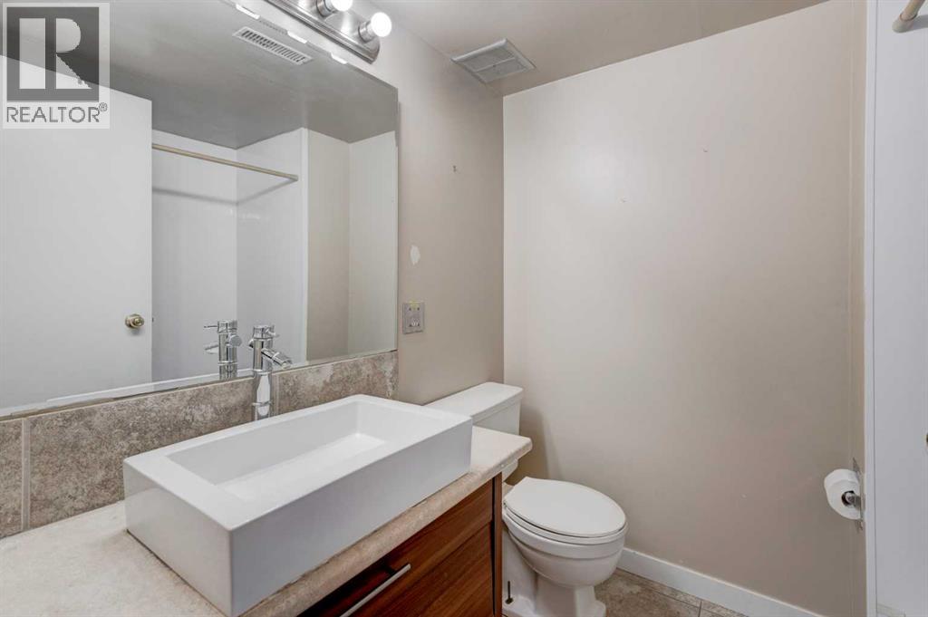 11452 8 Street SW - 24