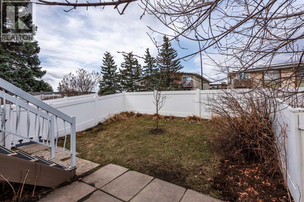 11452 8 Street SW - 28