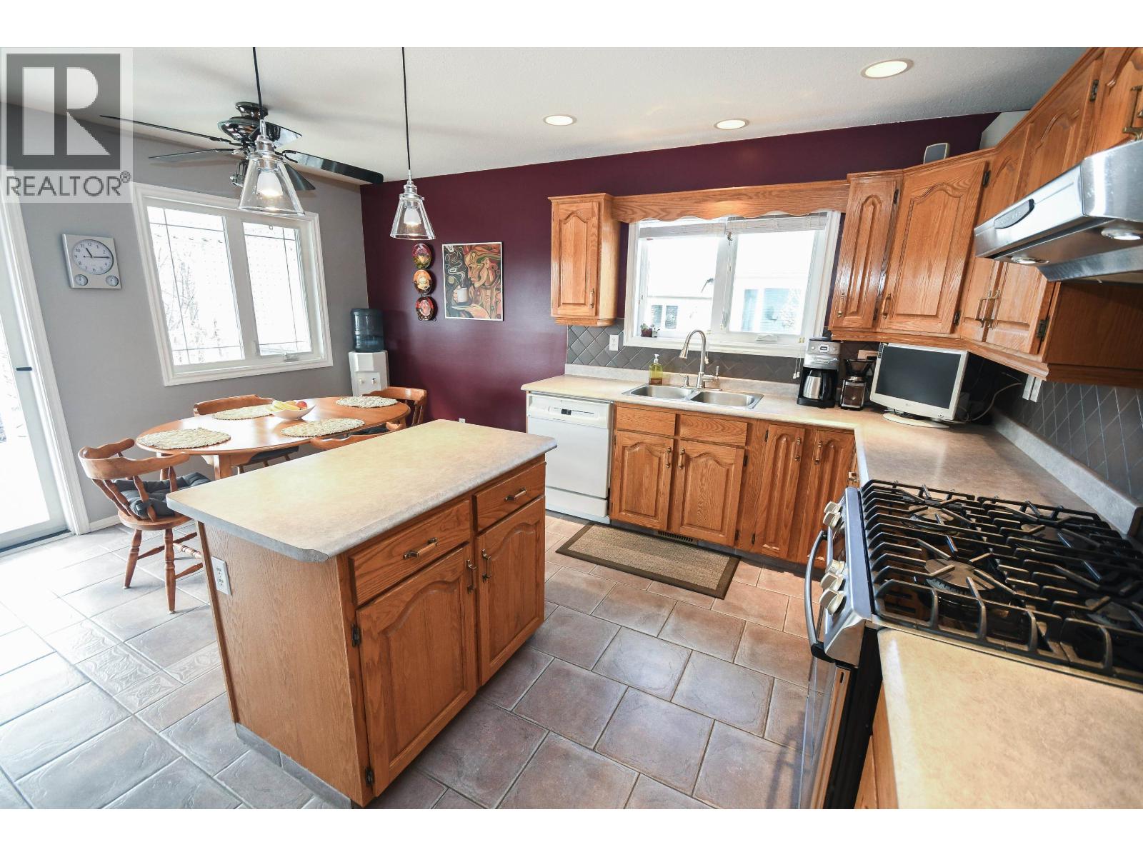2794 ST ANNE AVENUE - 9