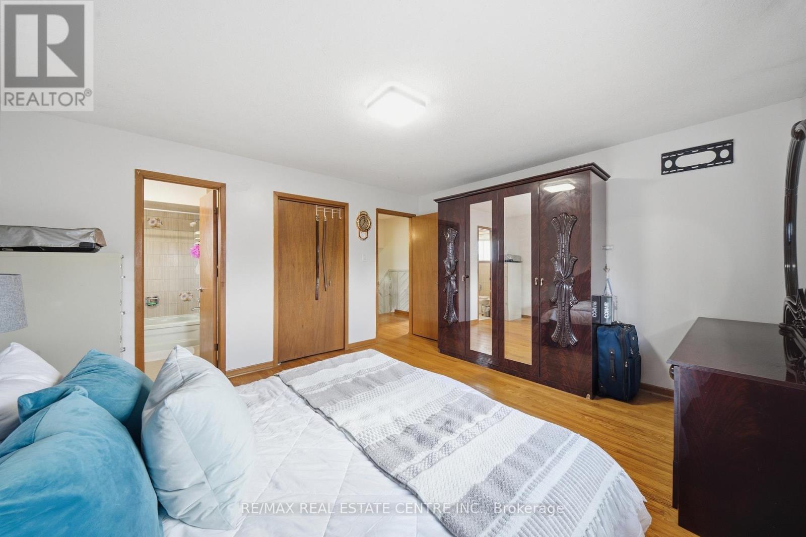 4 MANORCREST STREET - Image 21