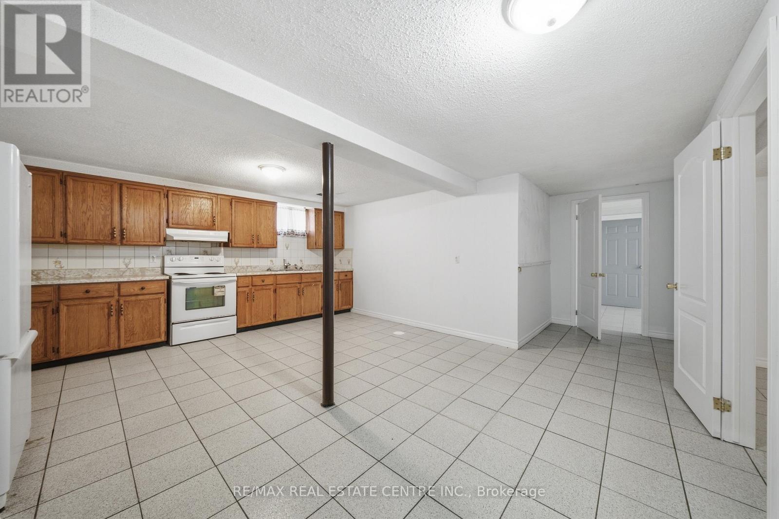 4 MANORCREST STREET - Image 30
