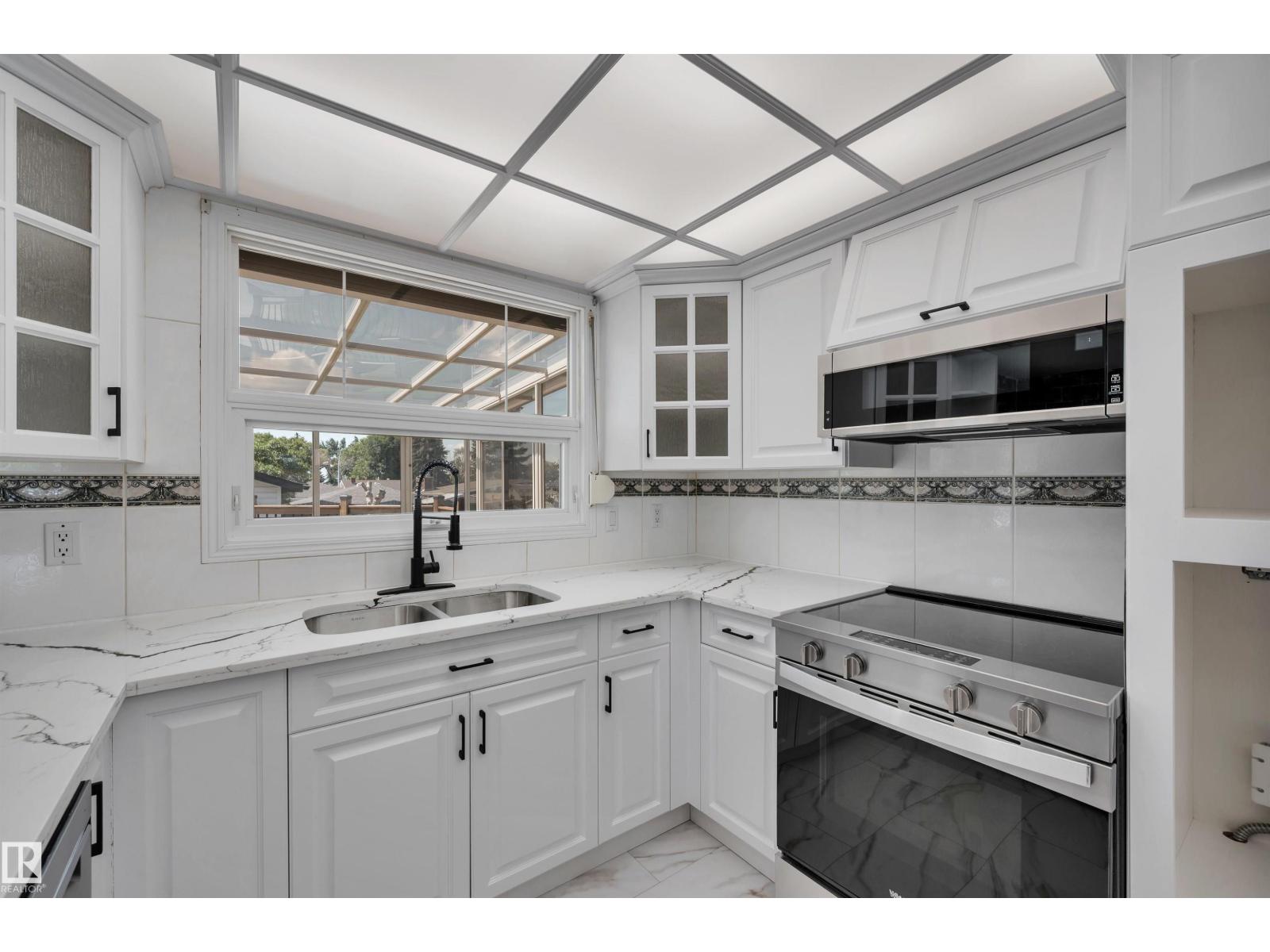 18 MALVERN DR - 17