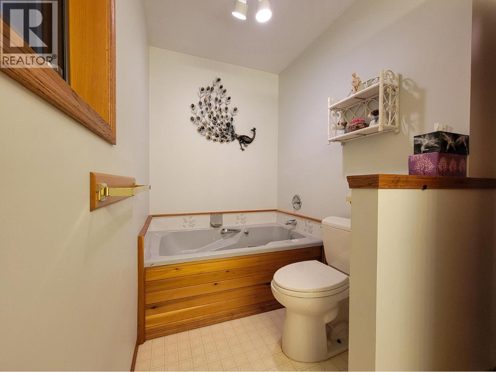 7326 GLACIER Drive - 40