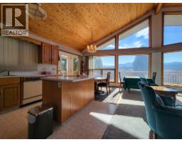 7326 Glacier Drive, Radium Hot Springs, BC V0A1M0 Photo 24