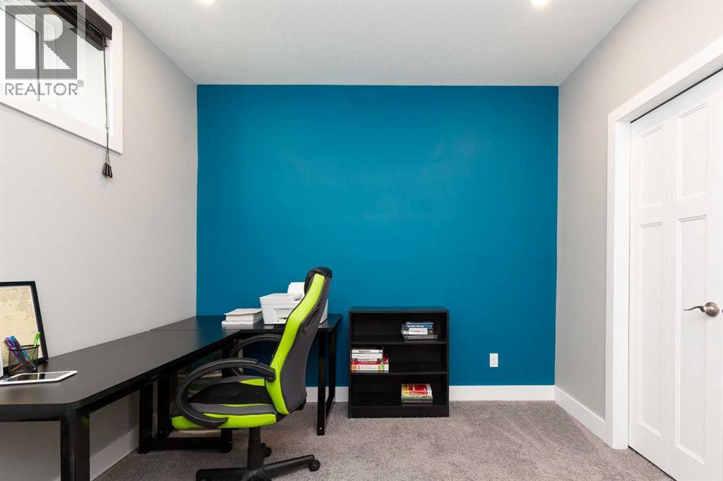 180 Firelight Way W — photo 30