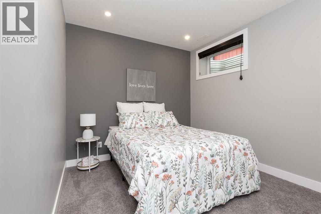 180 Firelight Way W — photo 26