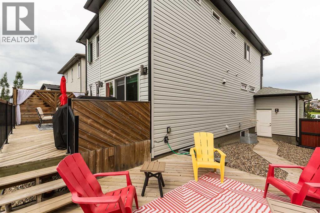 180 Firelight Way W — photo 35