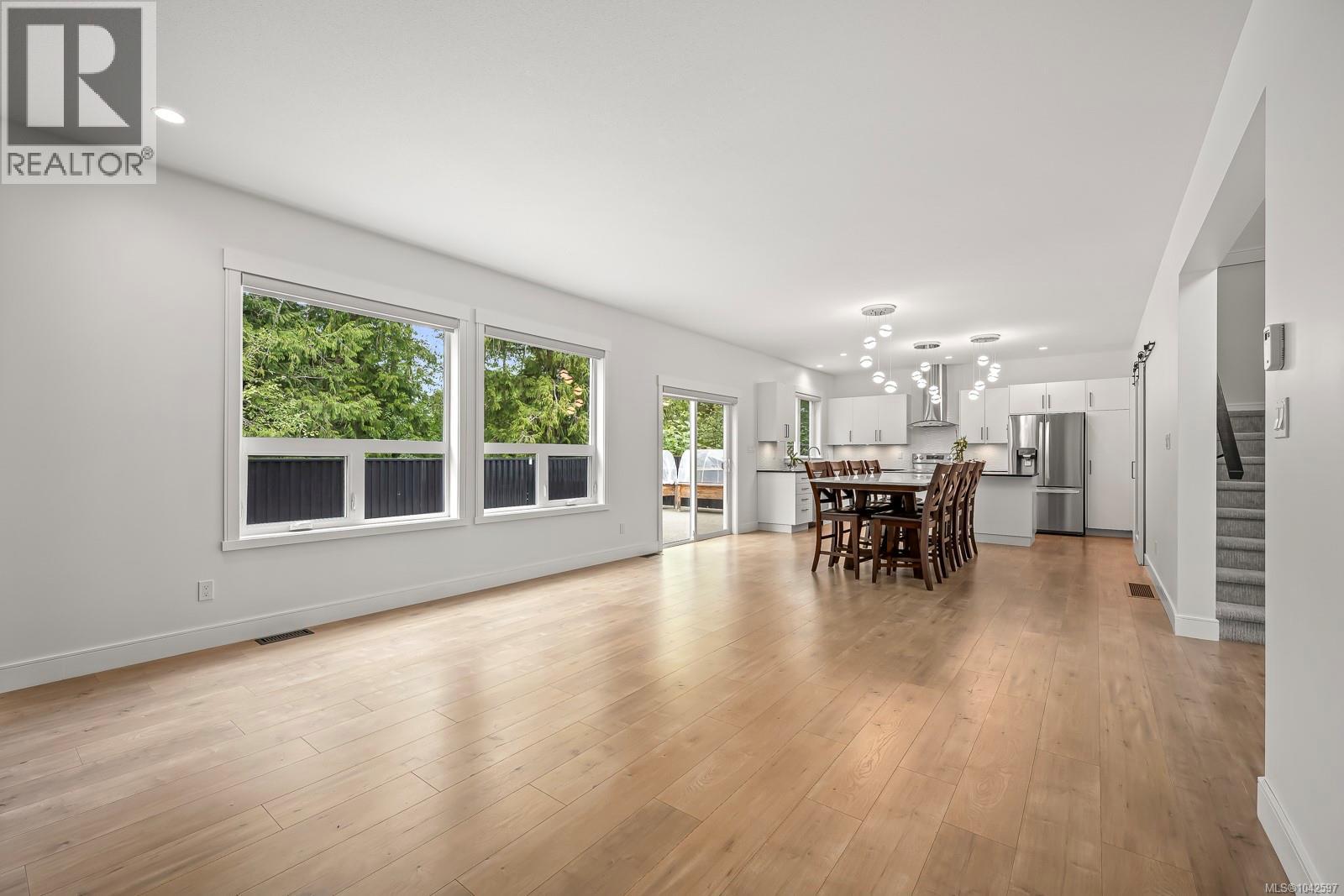2583 Steele Cres, Courtenay