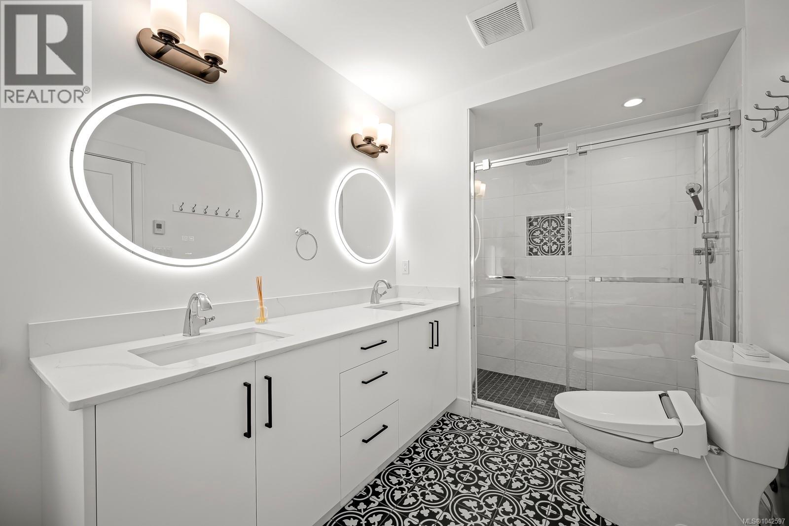 2583 Steele Cres, Courtenay