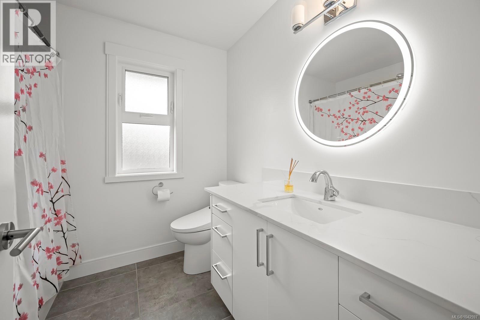 2583 Steele Cres, Courtenay