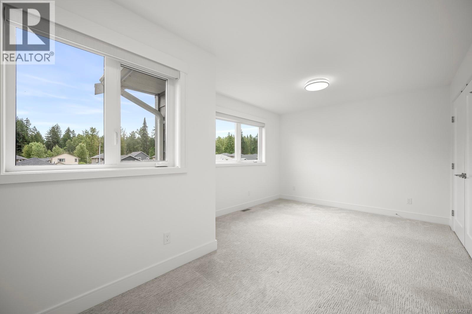 2583 Steele Cres, Courtenay