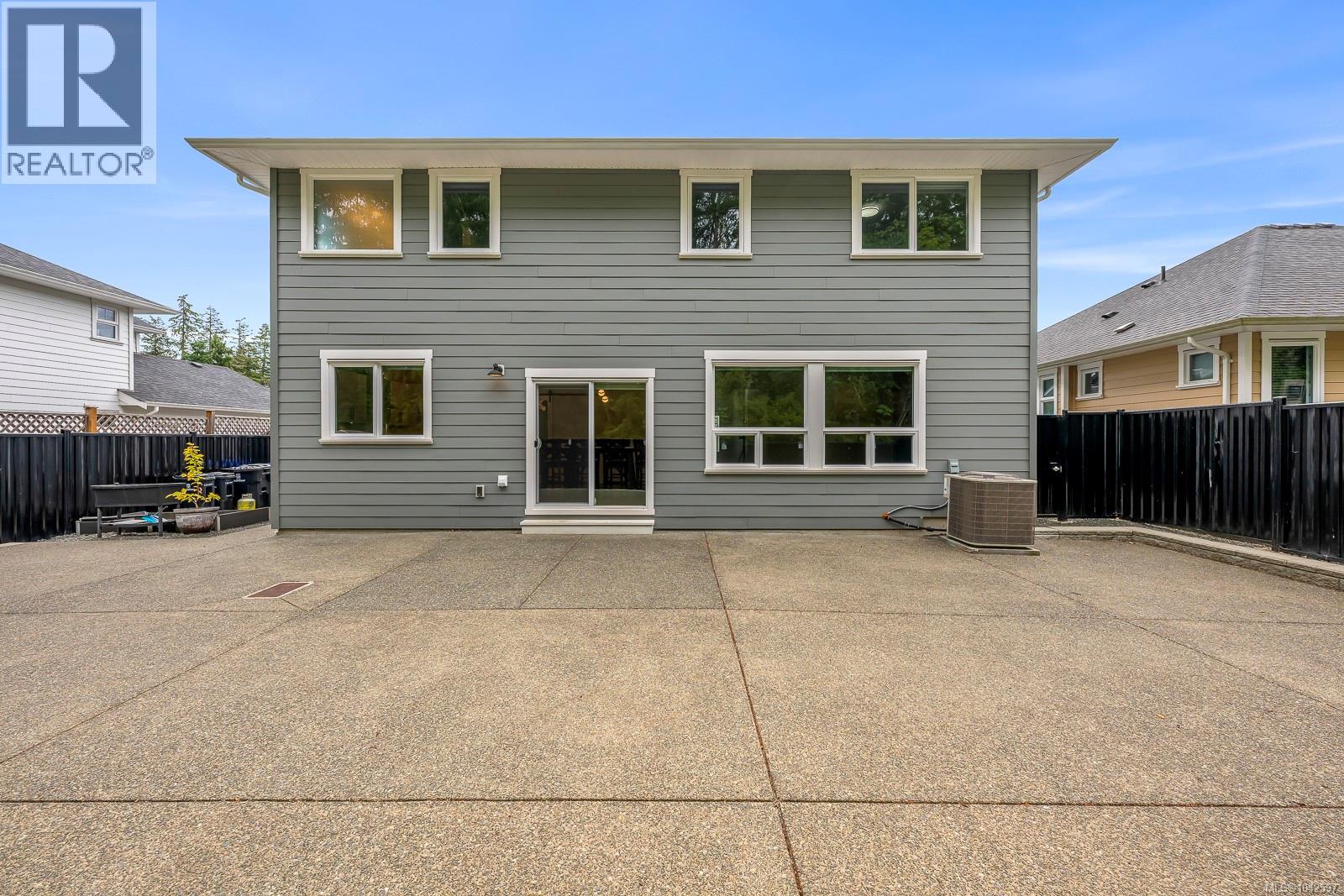 2583 Steele Cres, Courtenay