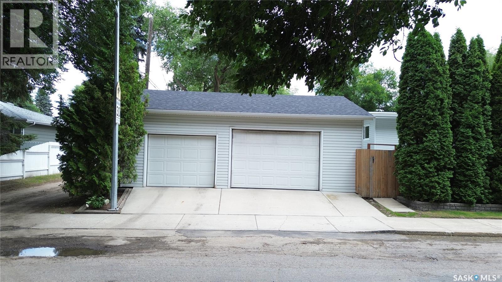 1801 Wilson CRESCENT — photo 28