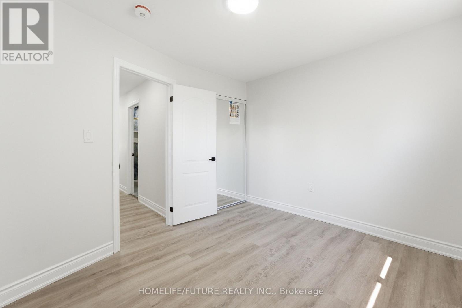 1 LOCKHART GATE - 30