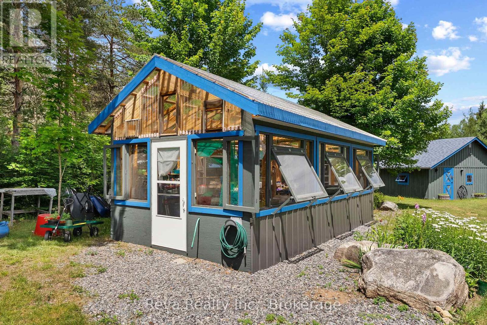 152 HASS ROAD - 36