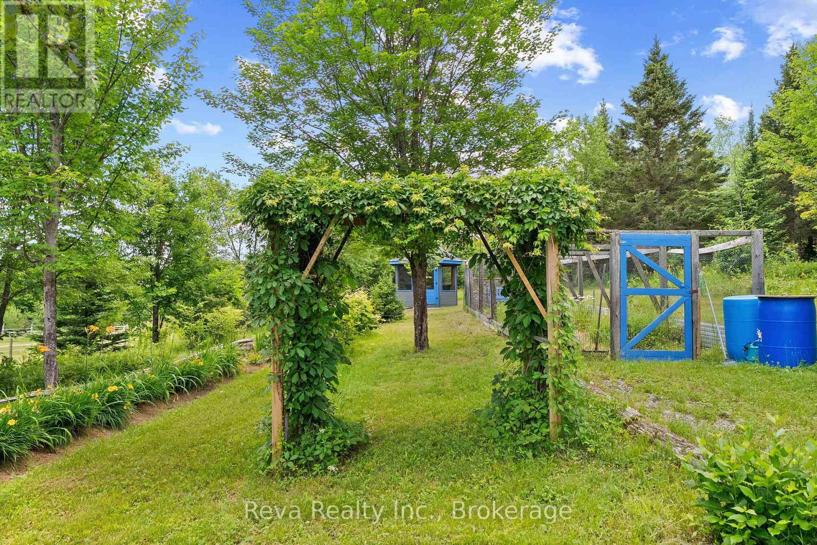 152 HASS ROAD - 38