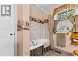 152 Hass Road, Hastings Highlands, ON K0L2S0 Photo 15