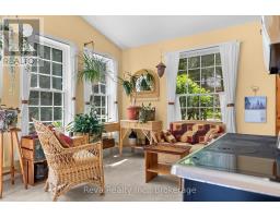 Sunroom - 152 Hass Road, Hastings Highlands, ON K0L2S0 Photo 8