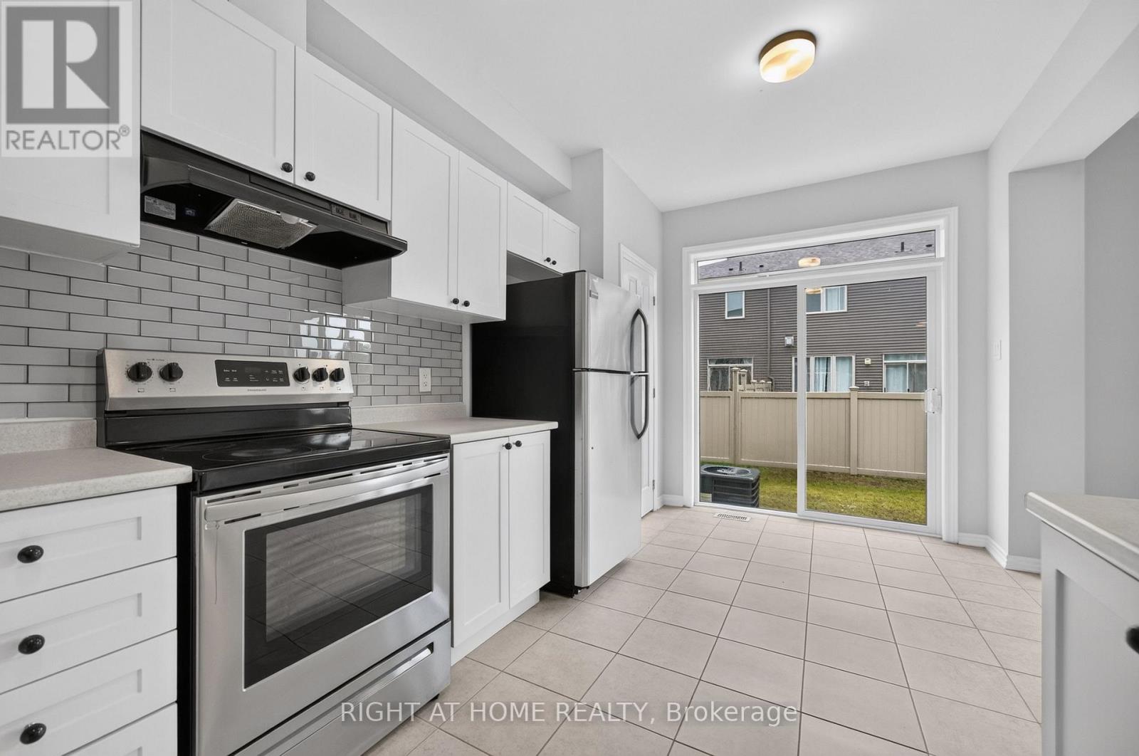 263 SWEETVALLEY DRIVE - 20
