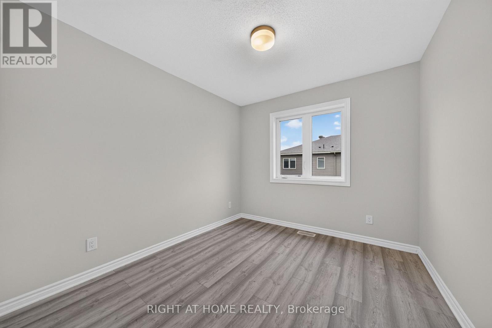263 SWEETVALLEY DRIVE - 29