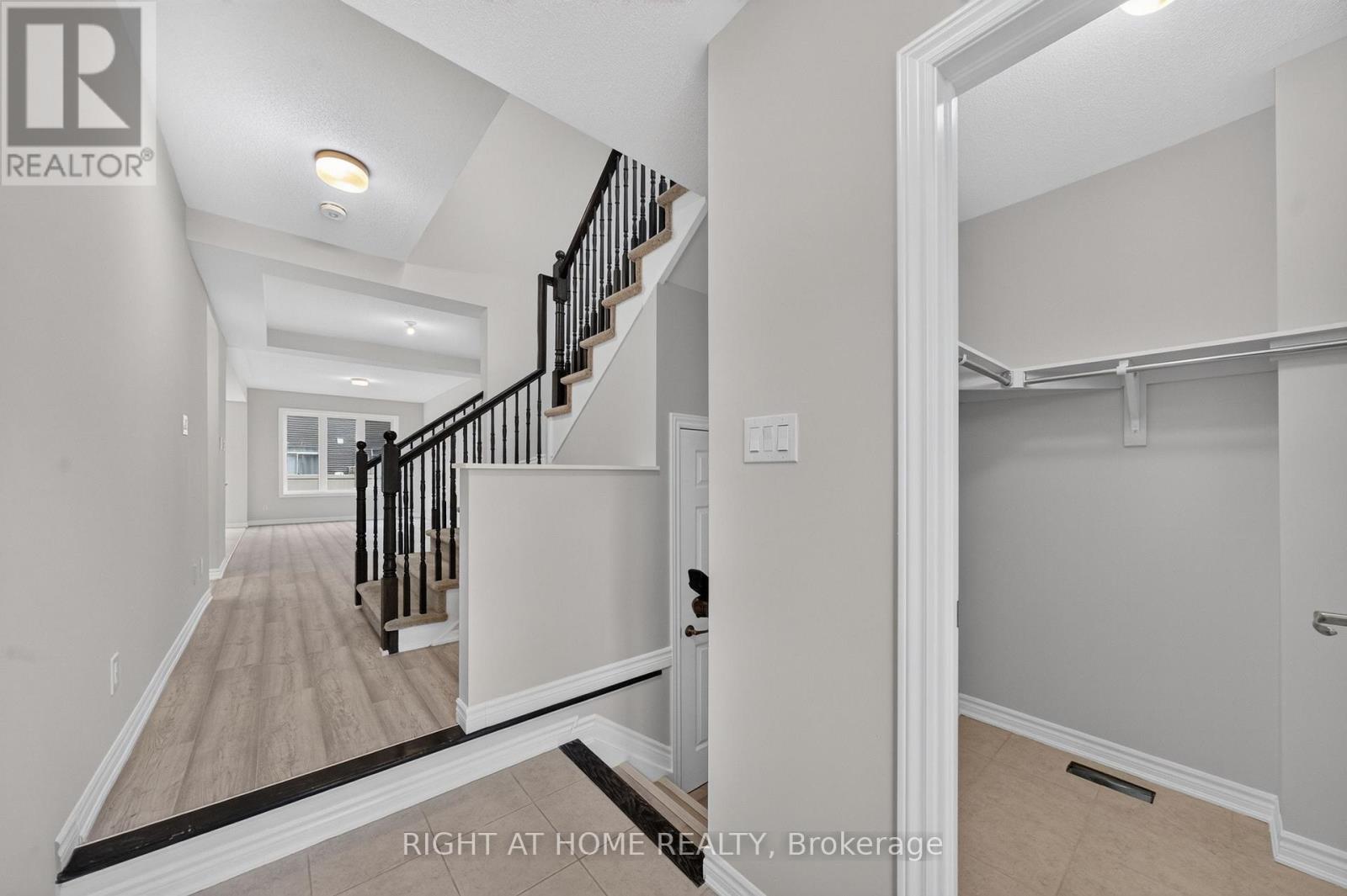 263 SWEETVALLEY DRIVE - 5