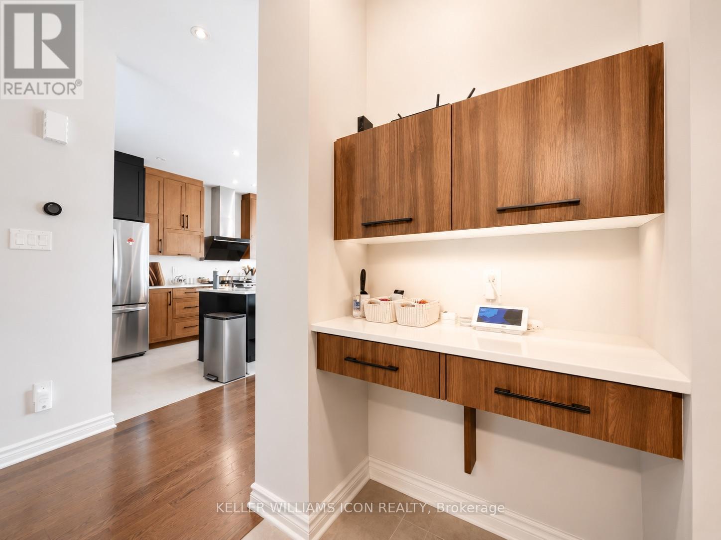 916 RALPH HENNESSY AVENUE, Ottawa. Luxury613. By Peter Sagos - Image 10