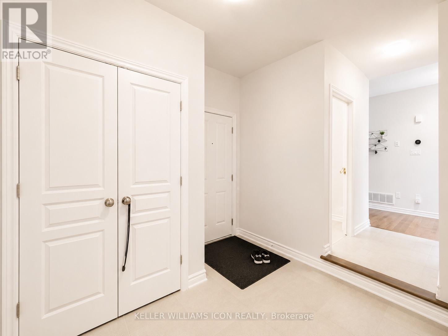 916 RALPH HENNESSY AVENUE, Ottawa. Luxury613. By Peter Sagos - Image 12