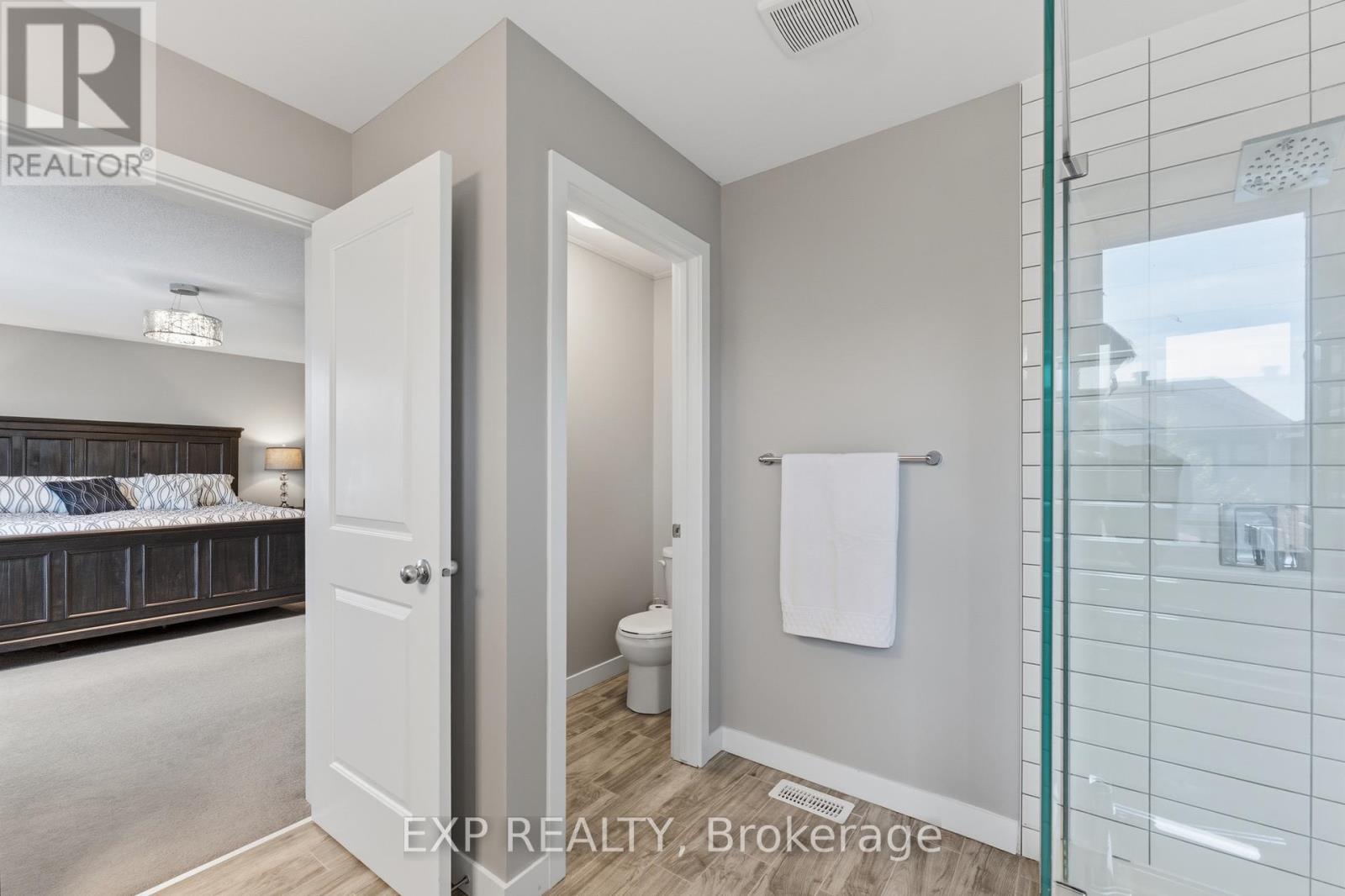 307 OXER PLACE - 27