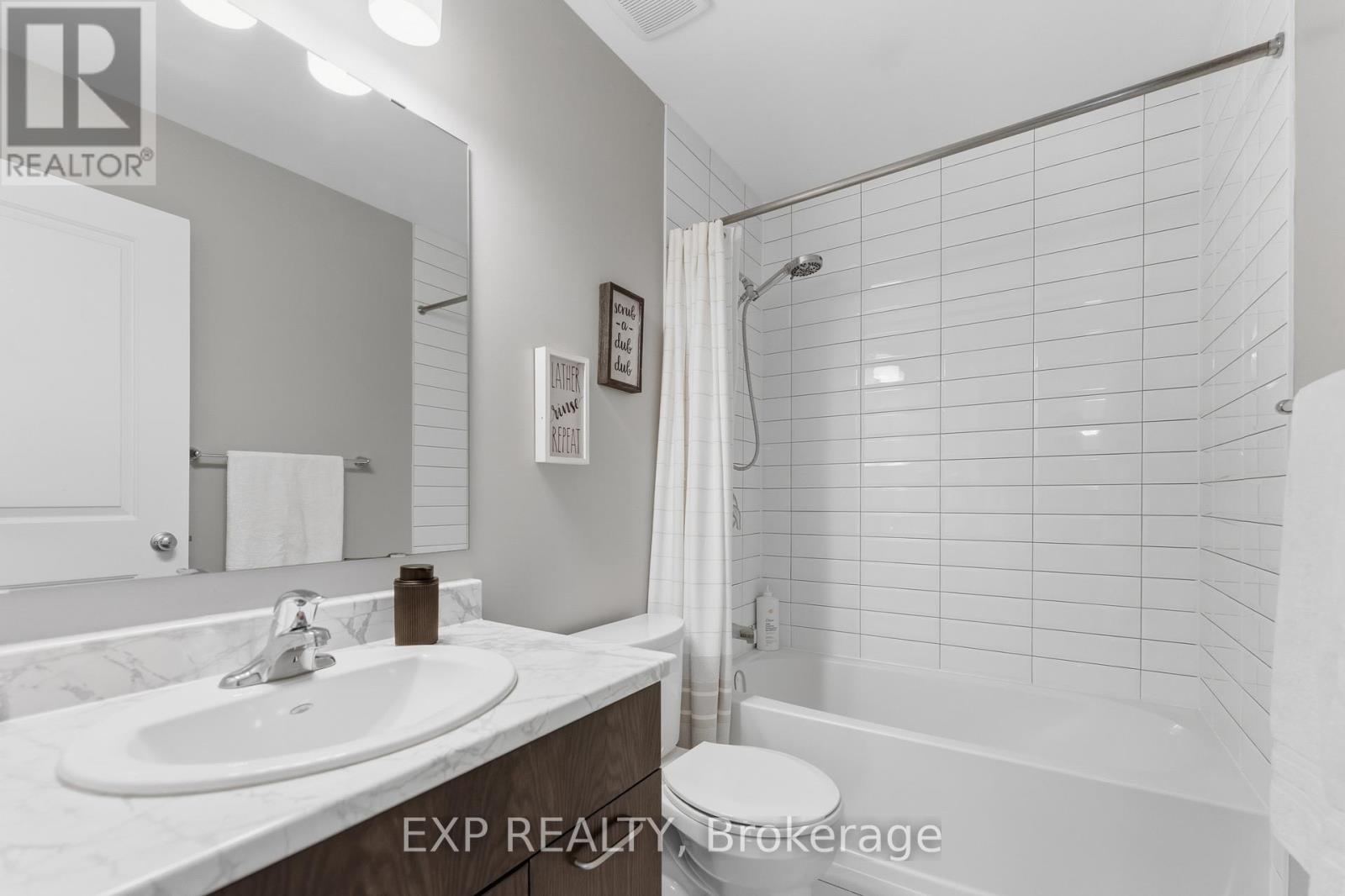 307 OXER PLACE - 32