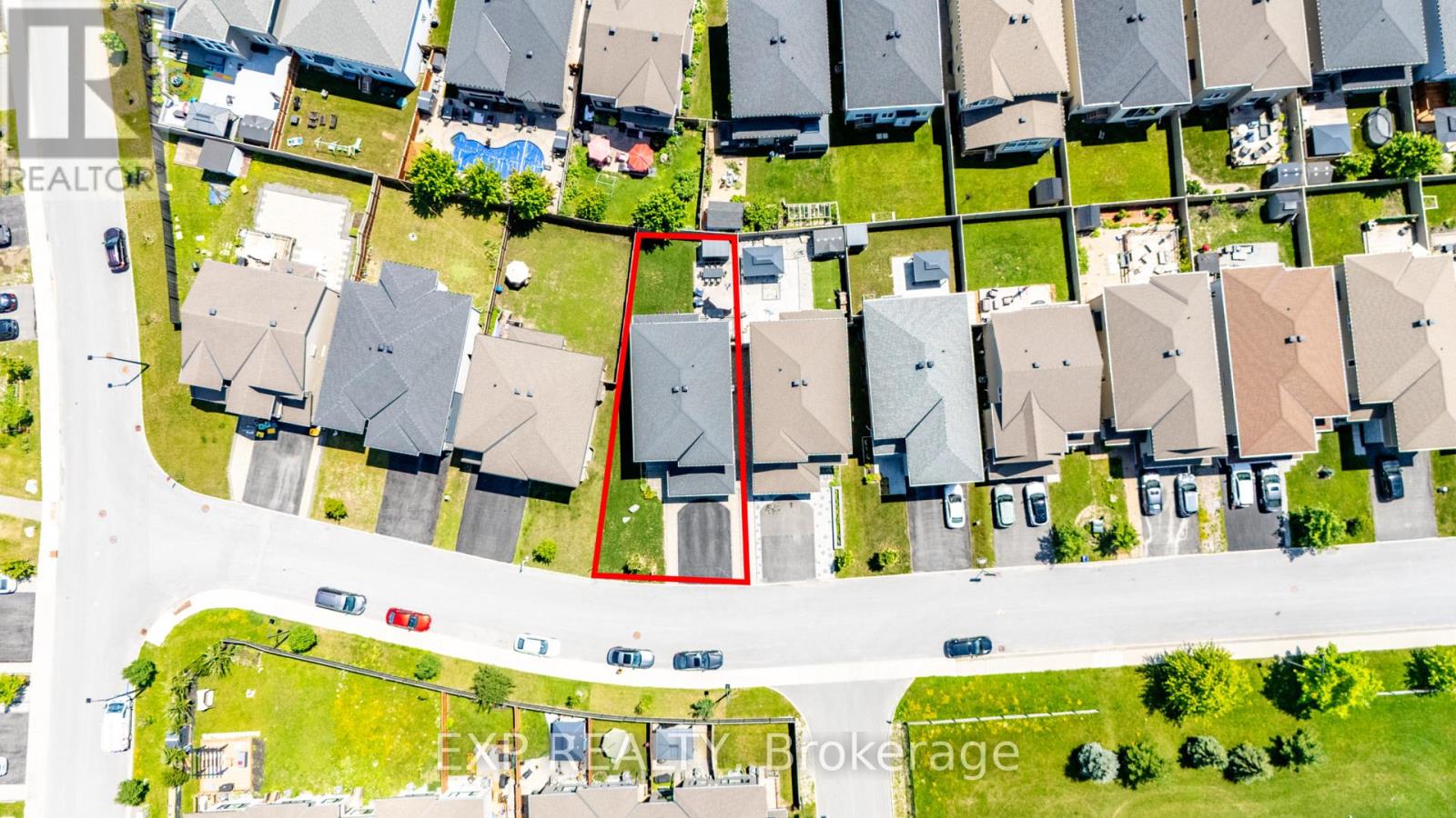 307 OXER PLACE - 39