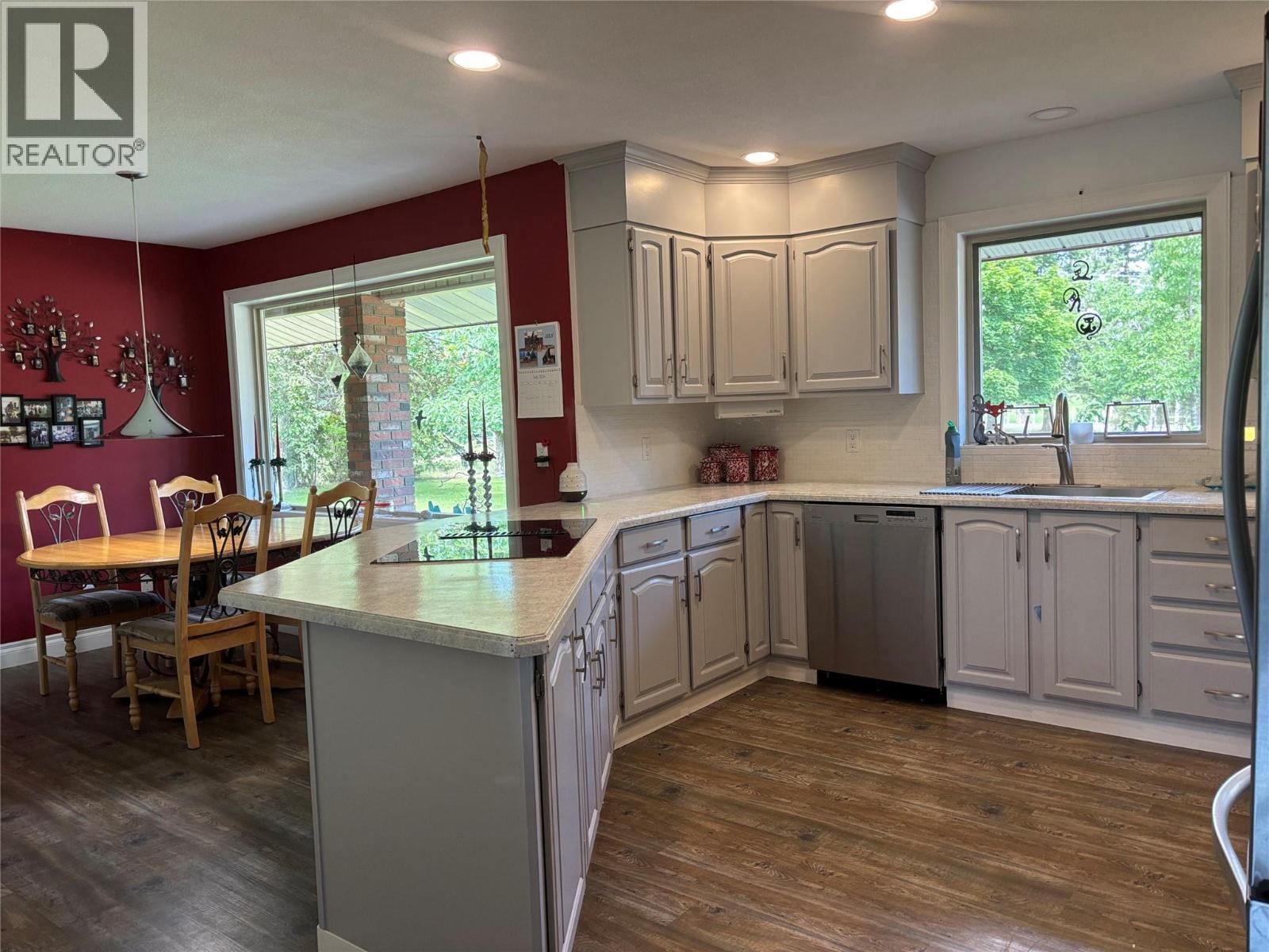 5045 Schubert Road - 14