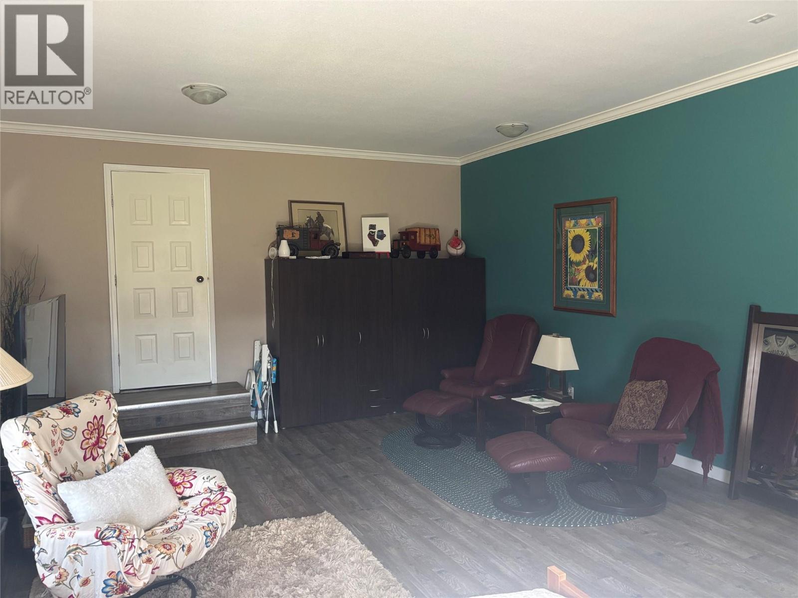 5045 Schubert Road - 19