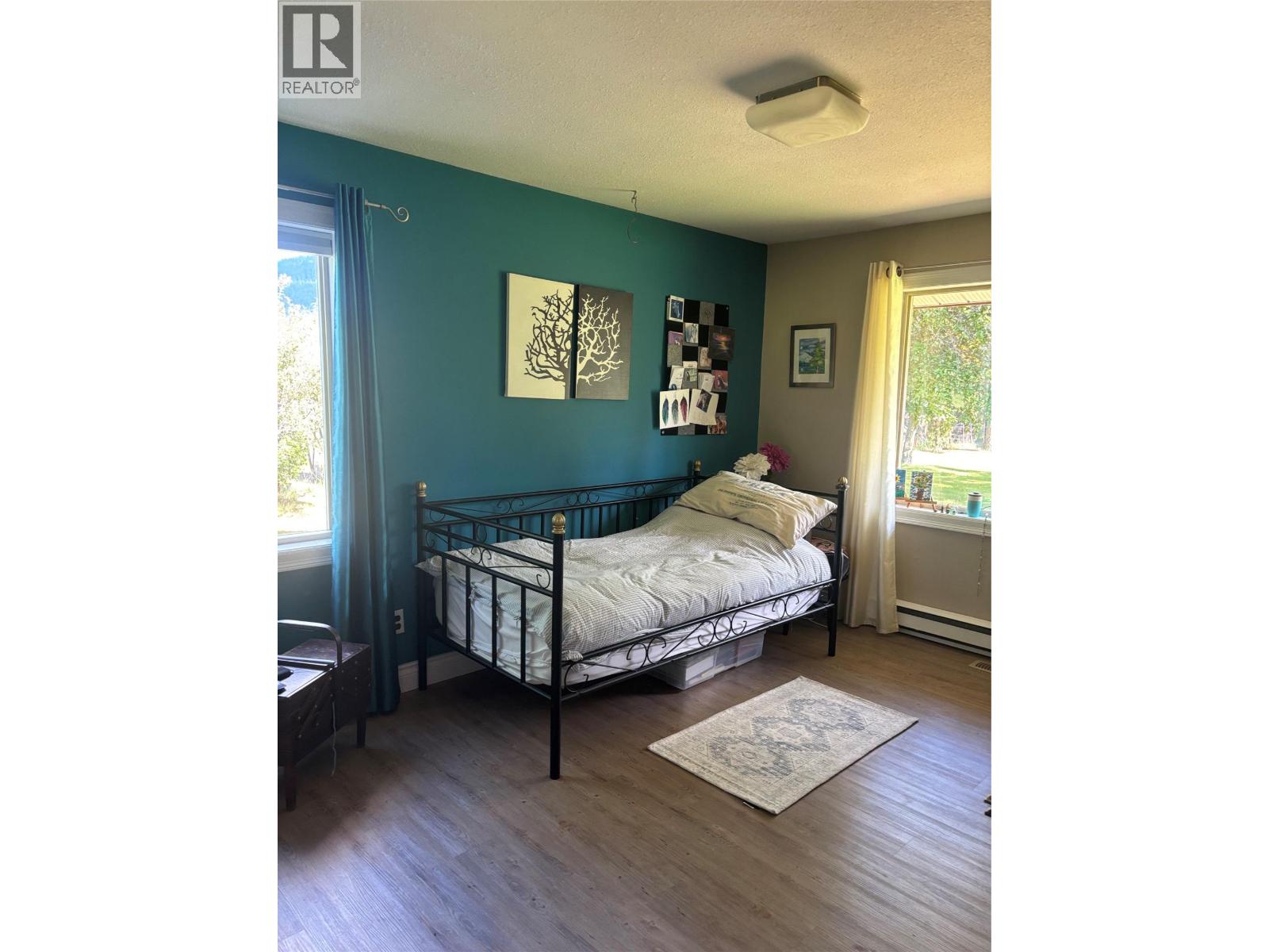 5045 Schubert Road - 23