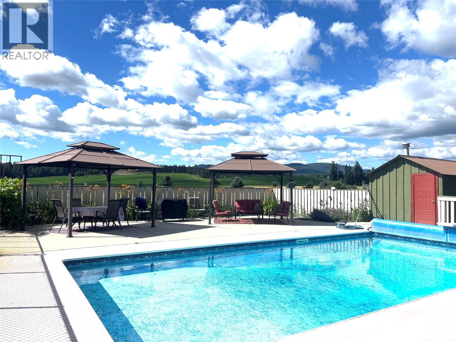 5045 Schubert Road, Armstrong