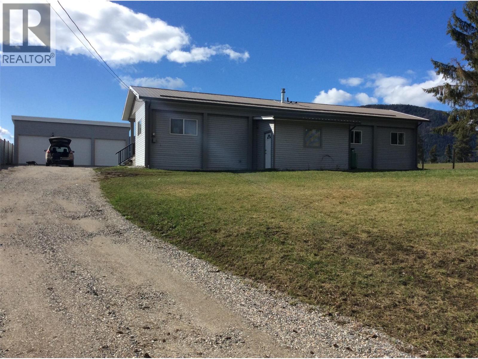 5045 Schubert Road - 38