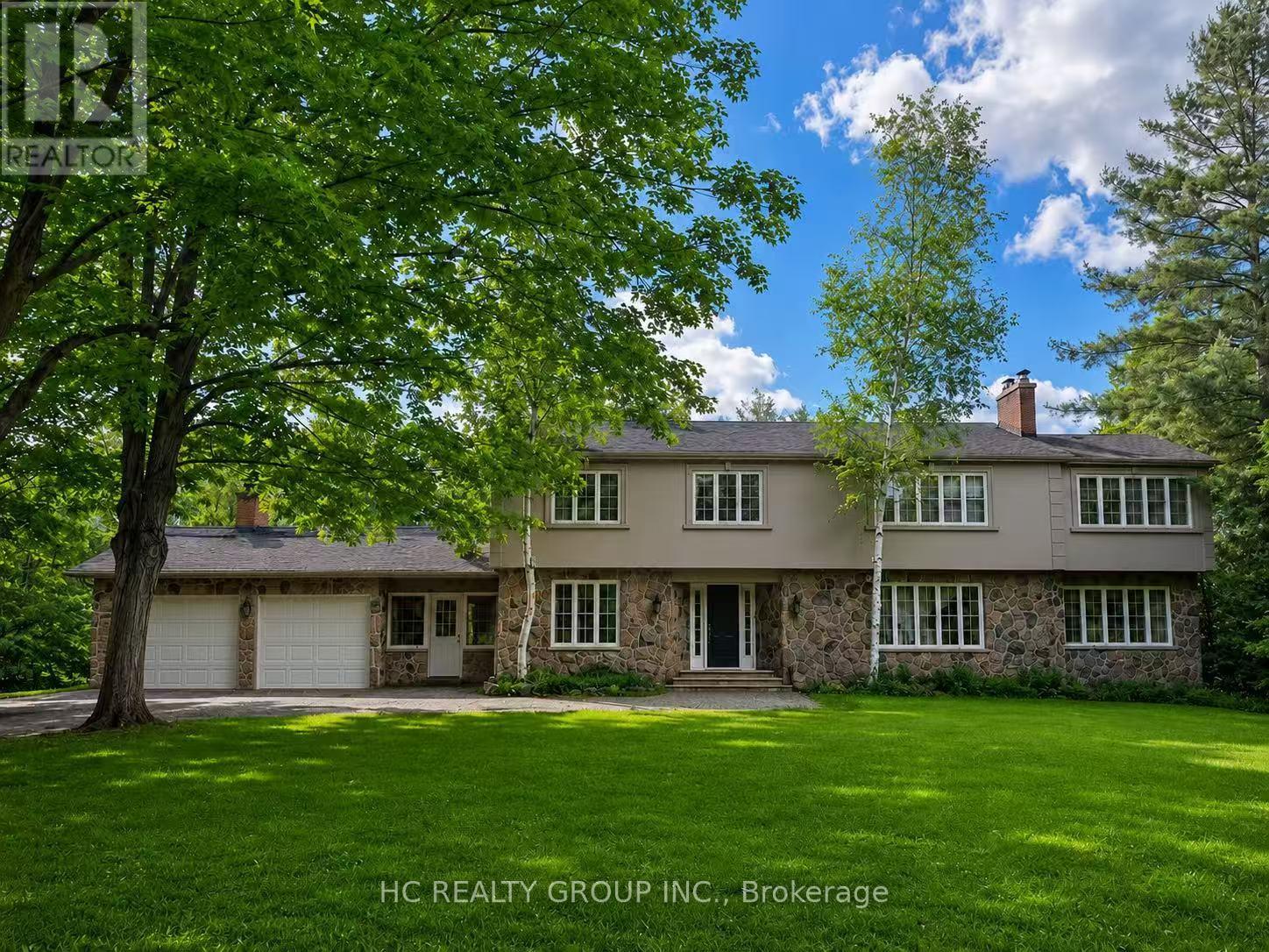 16 BERNADOTTE DRIVE - 3