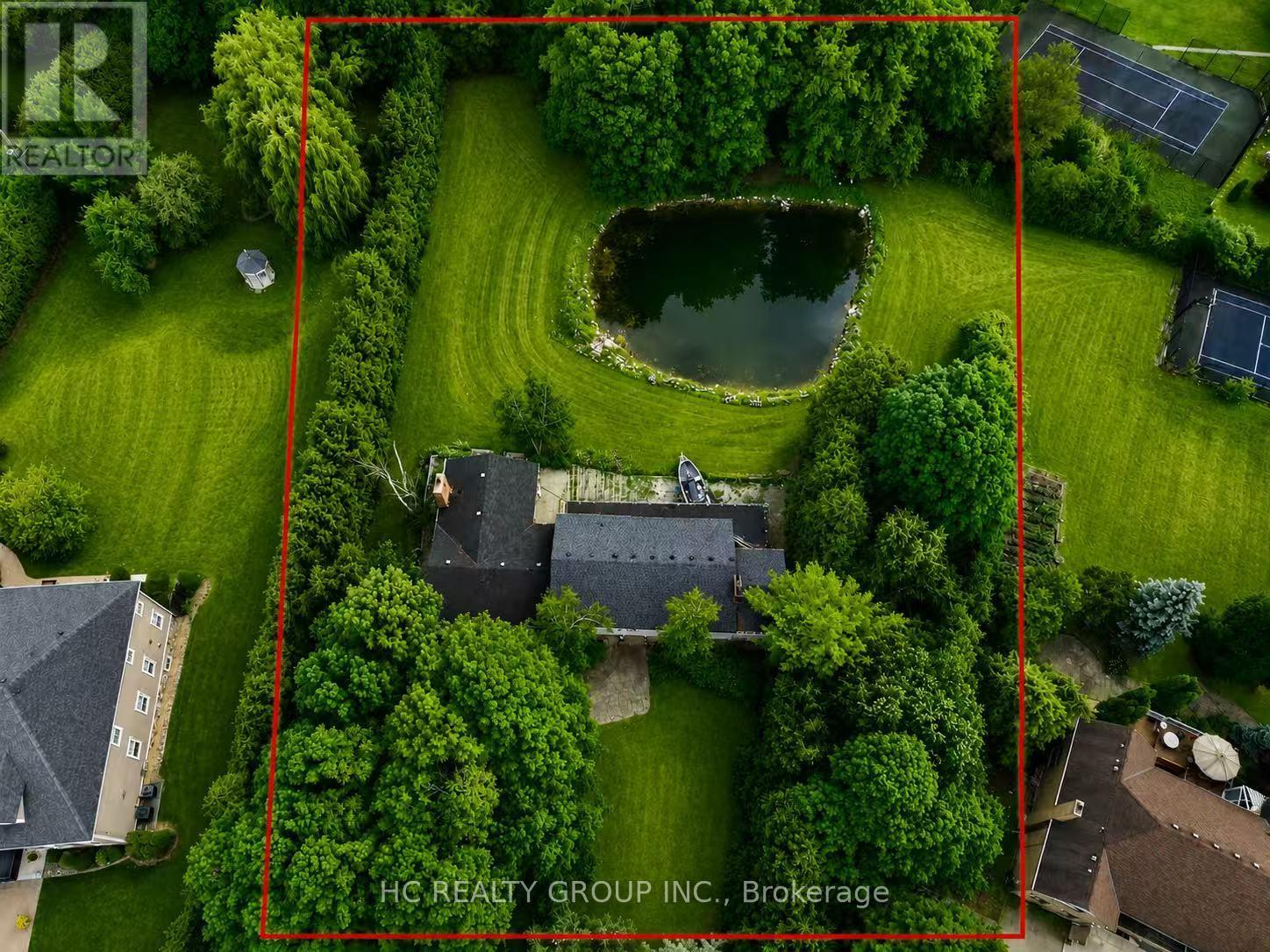 16 BERNADOTTE DRIVE - 8