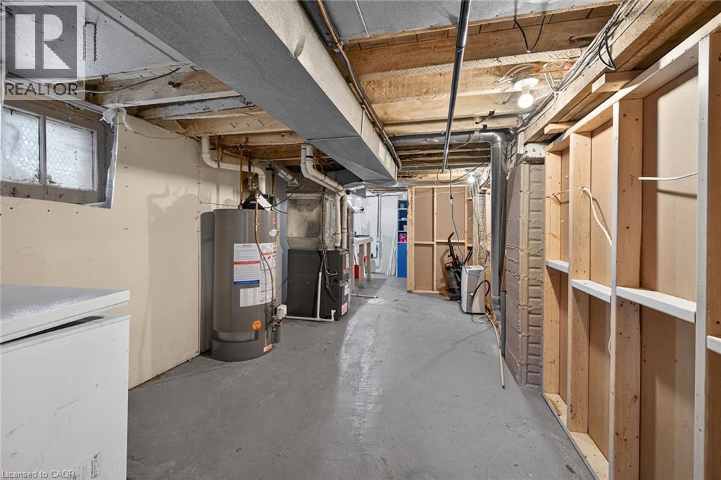 190 CAMPBELL Avenue - 19