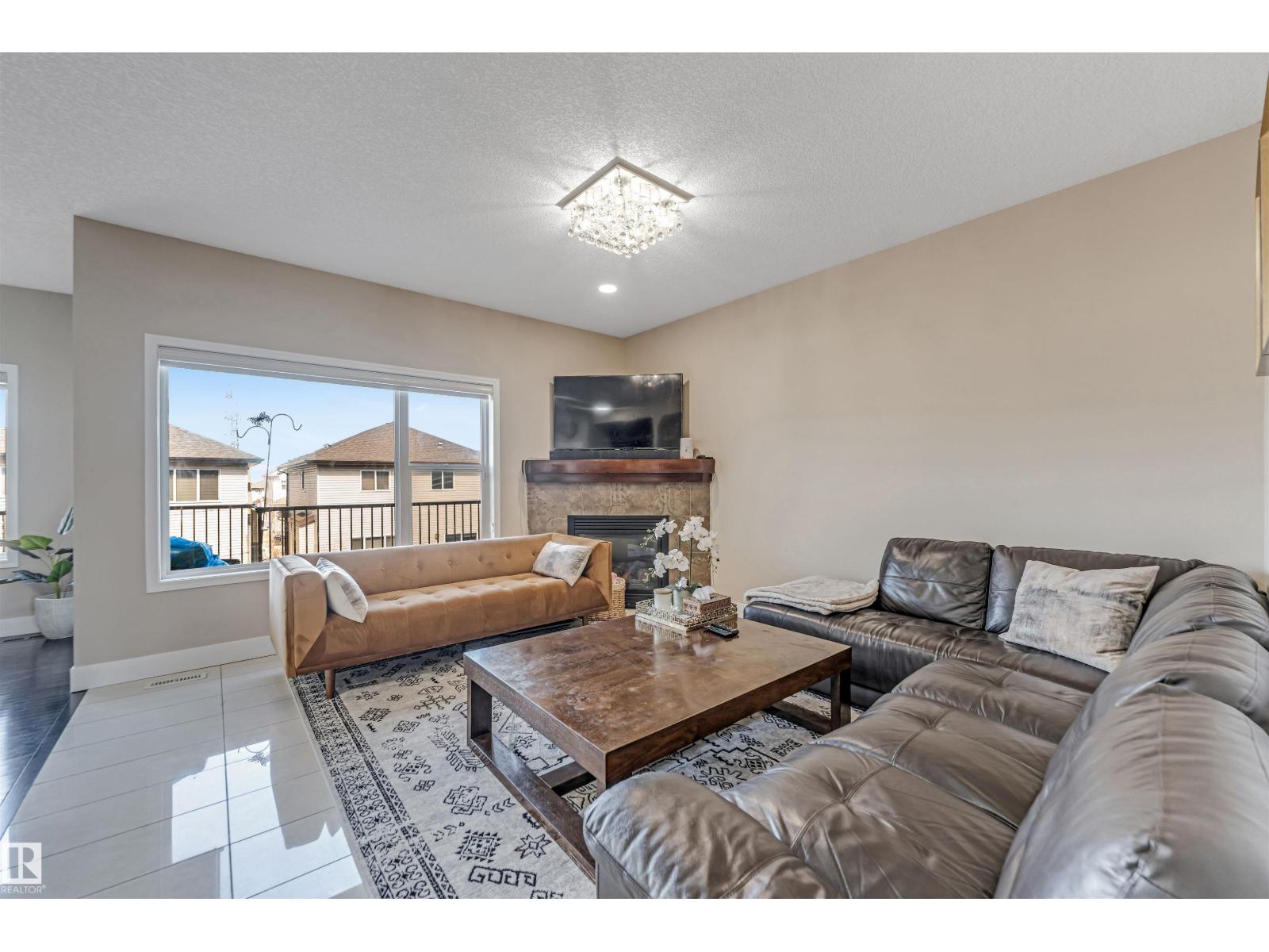 5156 2 AV SW SW - 26