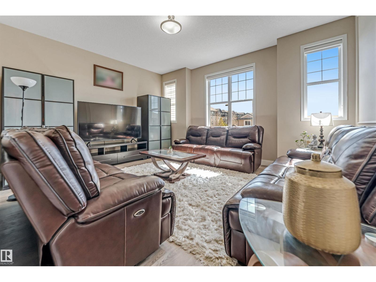5156 2 AV SW SW - 27